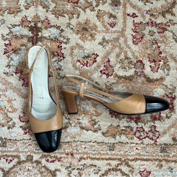 Vintage 80s Delman Tan & Black Strappy Cap Toe Slingback Heels 8.5 AA - Picture 1 of 5
